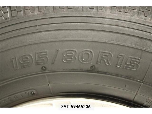 Toyota HIACE VAN 2014-11 6906030-26