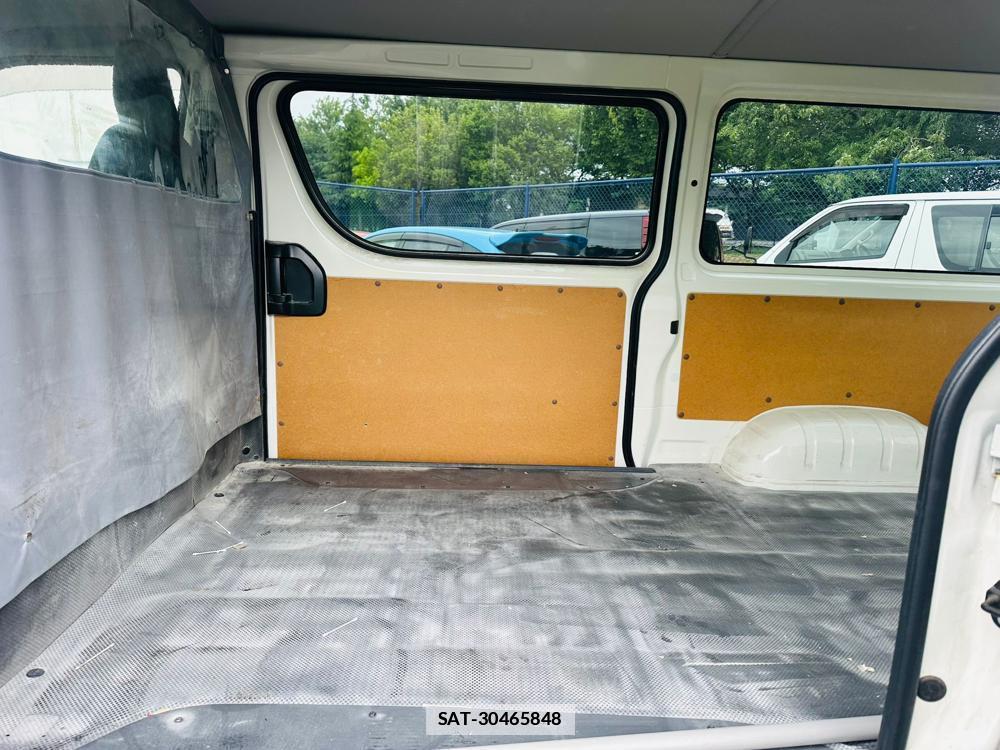 Toyota HIACE VAN 2019 6804477-9