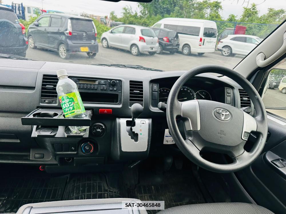 Toyota HIACE VAN 2019 6804477-13