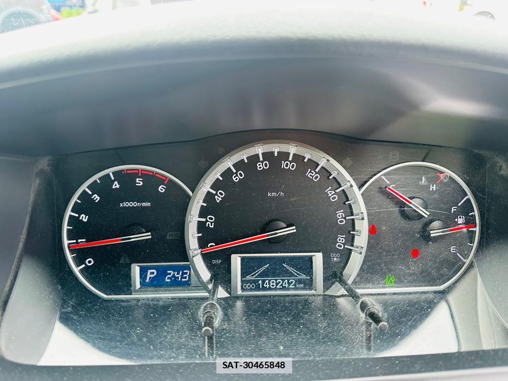 Toyota HIACE VAN 2019 6804477-15