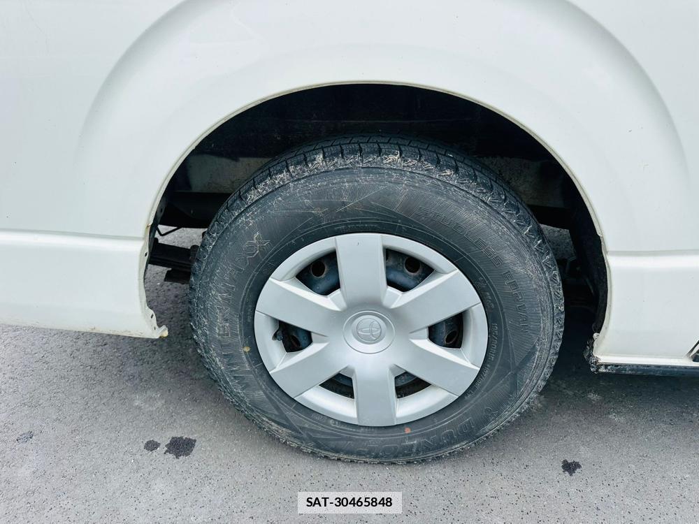 Toyota HIACE VAN 2019 6804477-26
