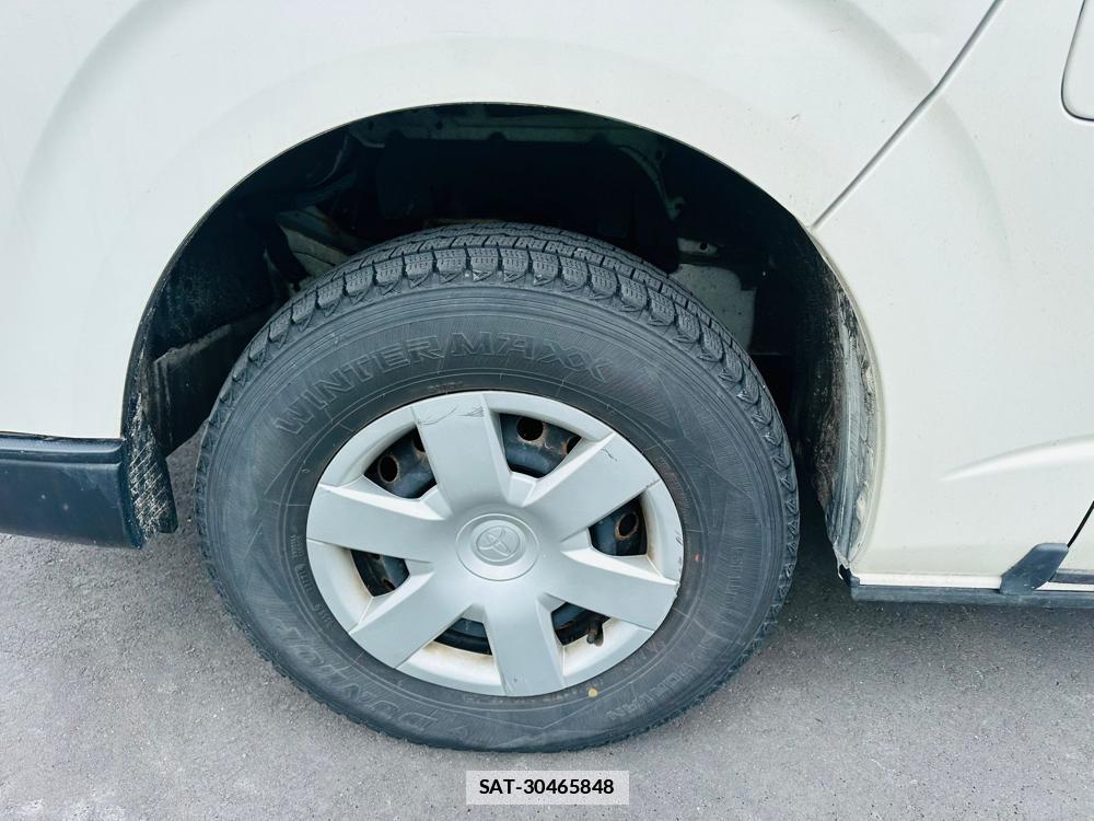 Toyota HIACE VAN 2019 6804477-28