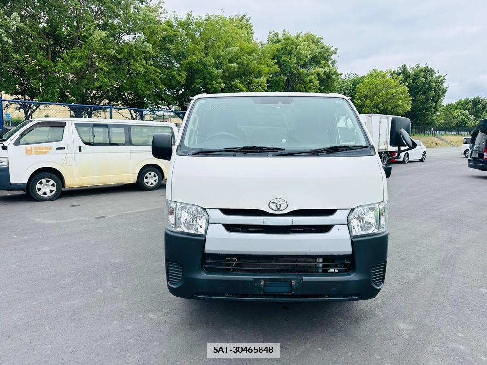 Toyota HIACE VAN 2019 6804477-7