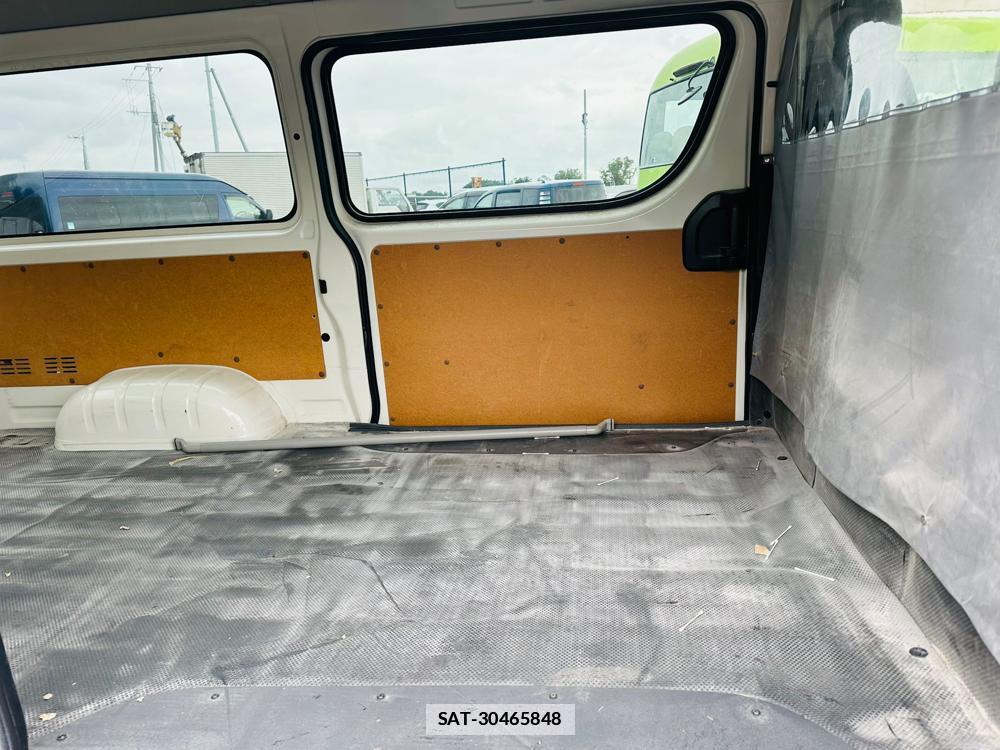 Toyota HIACE VAN 2019 6804477-8