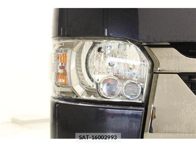 Toyota HIACE VAN 2021-02 7020579-16