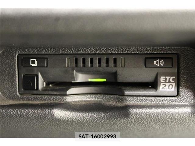 Toyota HIACE VAN 2021-02 7020579-3