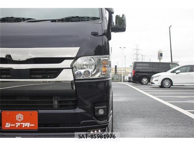 Toyota HIACE VAN 2022-07 7058765-11