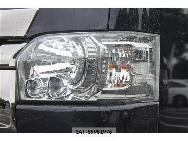 Toyota HIACE VAN 2022-07 7058765-12