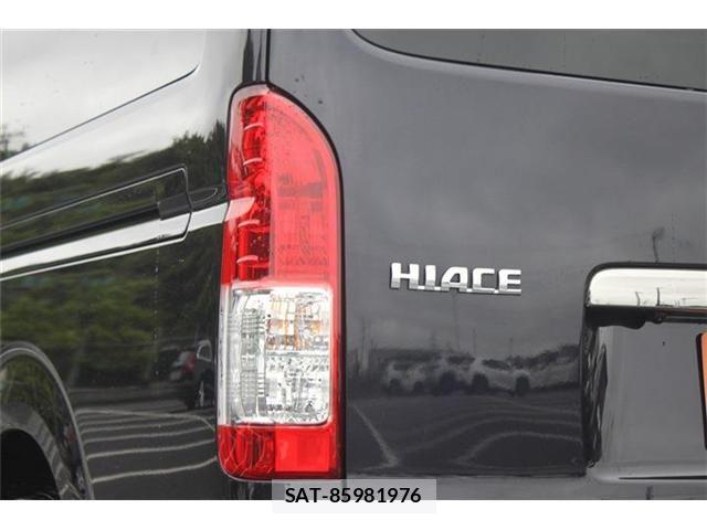 Toyota HIACE VAN 2022-07 7058765-17
