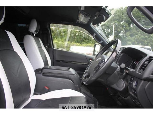 Toyota HIACE VAN 2022-07 7058765-28