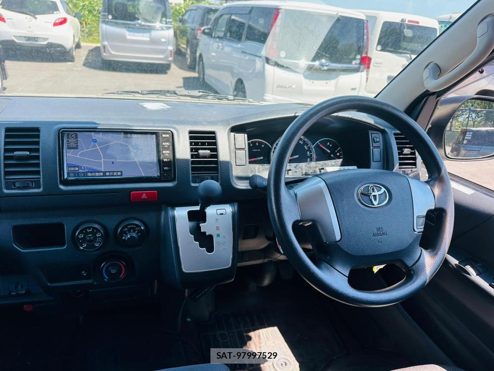 Toyota HIACE VAN 2019 7171829-13