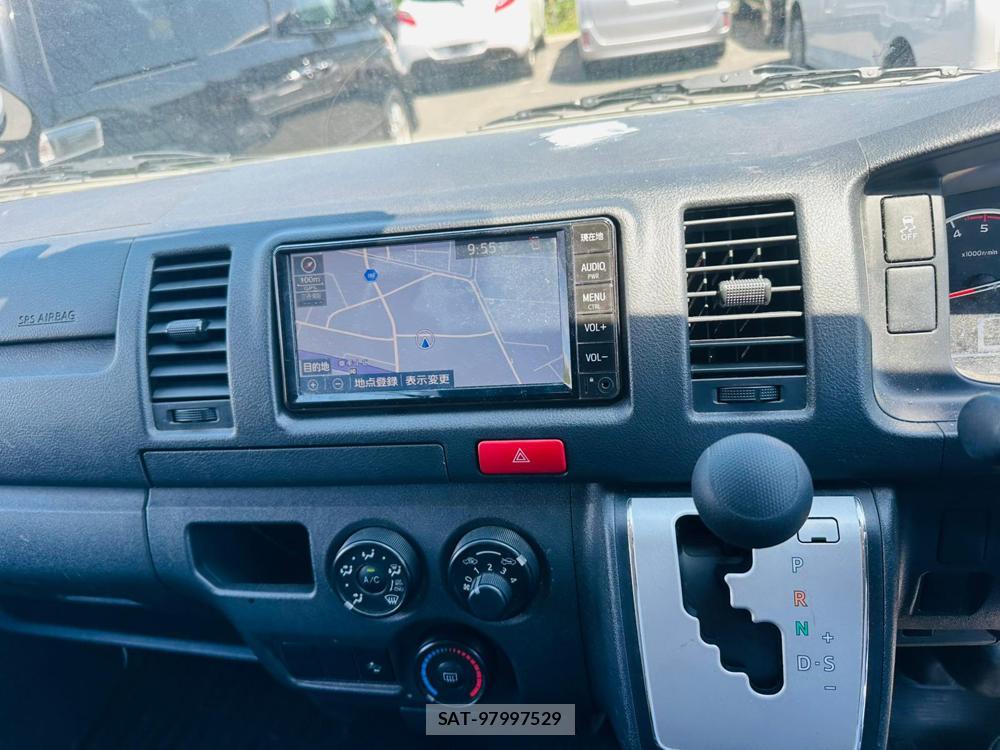 Toyota HIACE VAN 2019 7171829-19