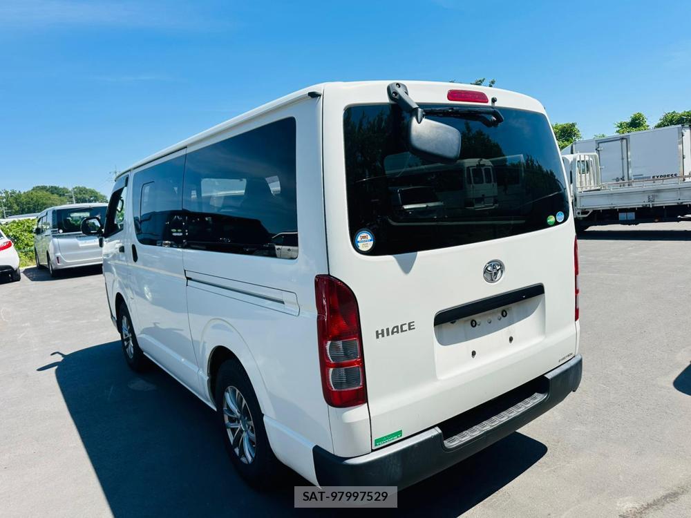 Toyota HIACE VAN 2019 7171829-2
