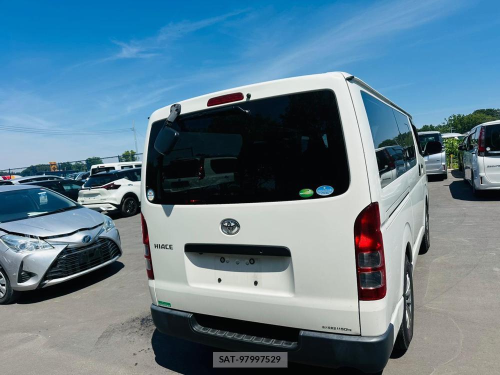 Toyota HIACE VAN 2019 7171829-4