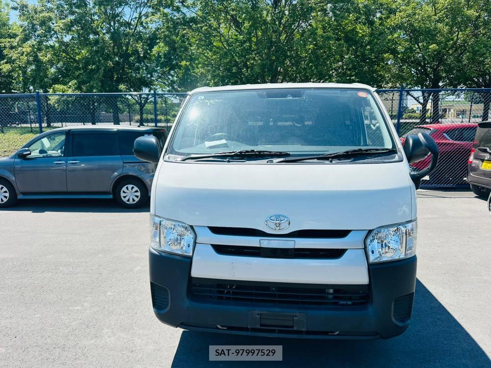 Toyota HIACE VAN 2019 7171829-7