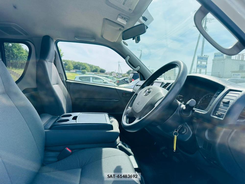 Toyota HIACE VAN 2019 7171825-11