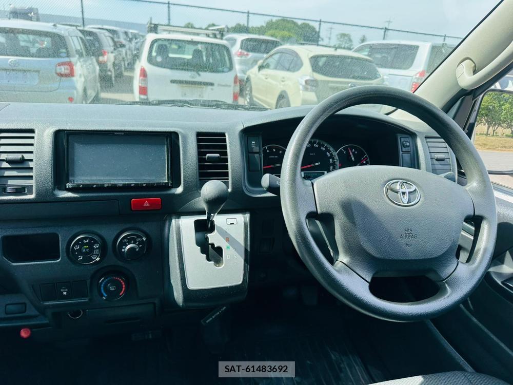 Toyota HIACE VAN 2019 7171825-13