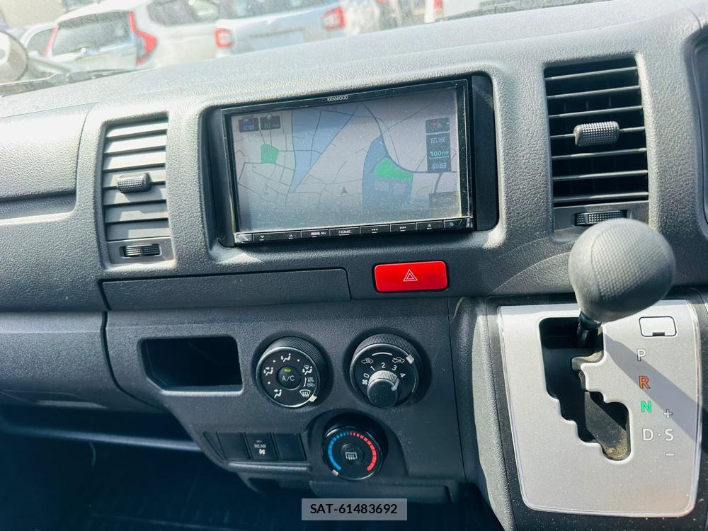Toyota HIACE VAN 2019 7171825-19
