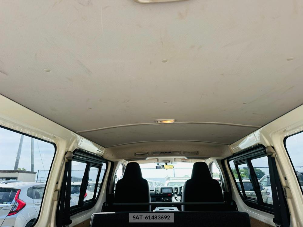 Toyota HIACE VAN 2019 7171825-24
