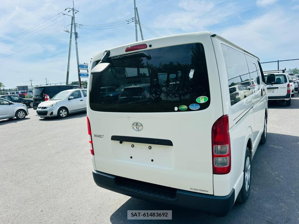 Toyota HIACE VAN 2019 7171825-4
