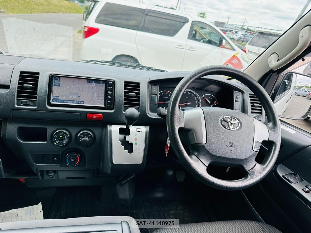 Toyota HIACE VAN 2019 6900460-13