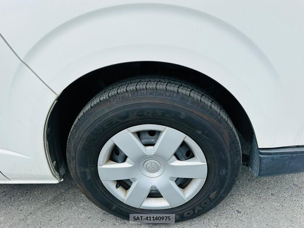 Toyota HIACE VAN 2019 6900460-28