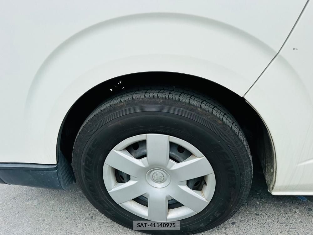 Toyota HIACE VAN 2019 6900460-29