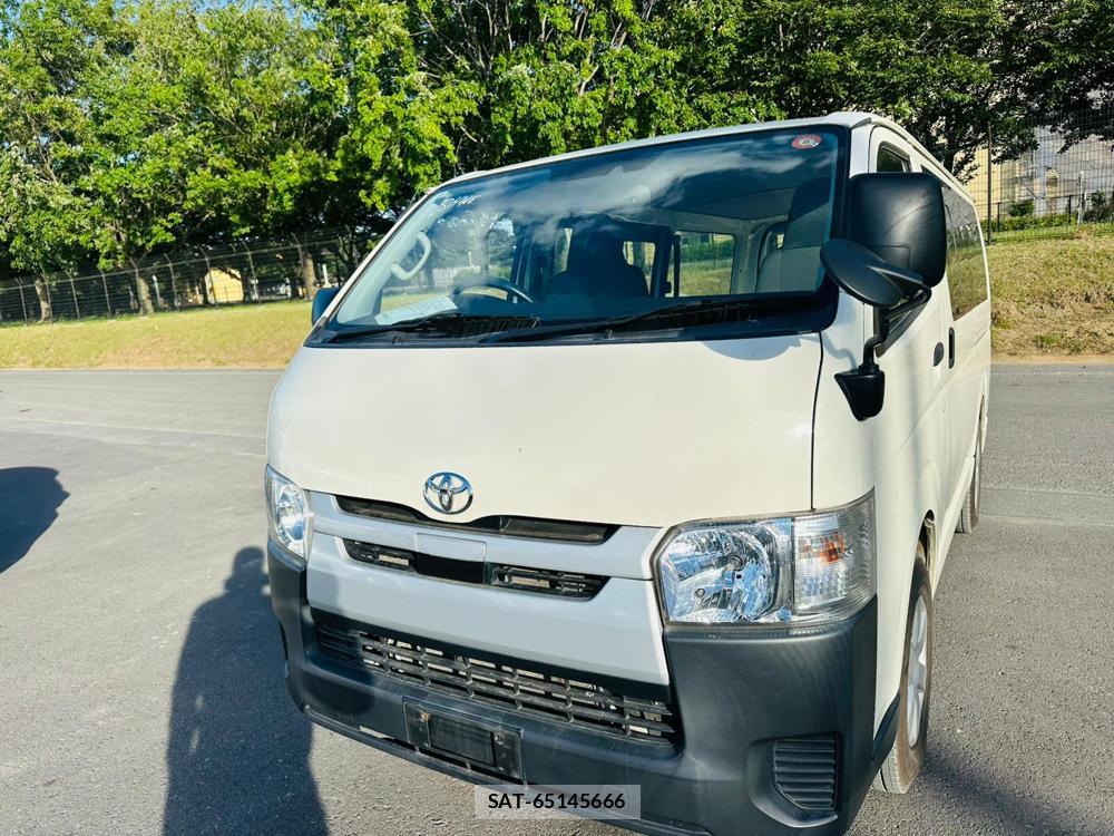 Toyota HIACE VAN 2019 6958149-0