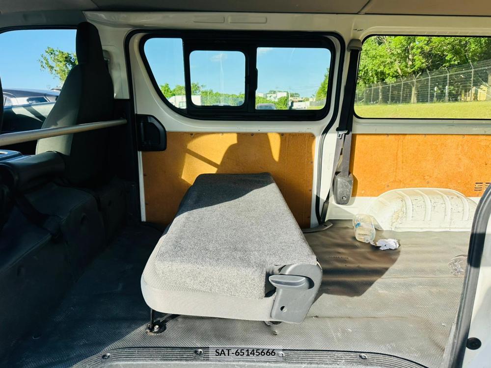 Toyota HIACE VAN 2019 6958149-9
