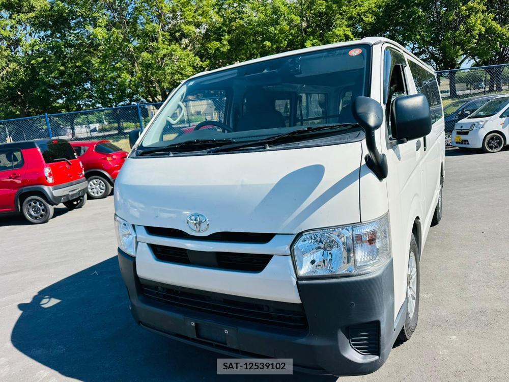 Toyota HIACE VAN 2020 7009994-0