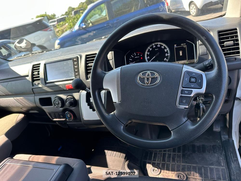 Toyota HIACE VAN 2020 7009994-14