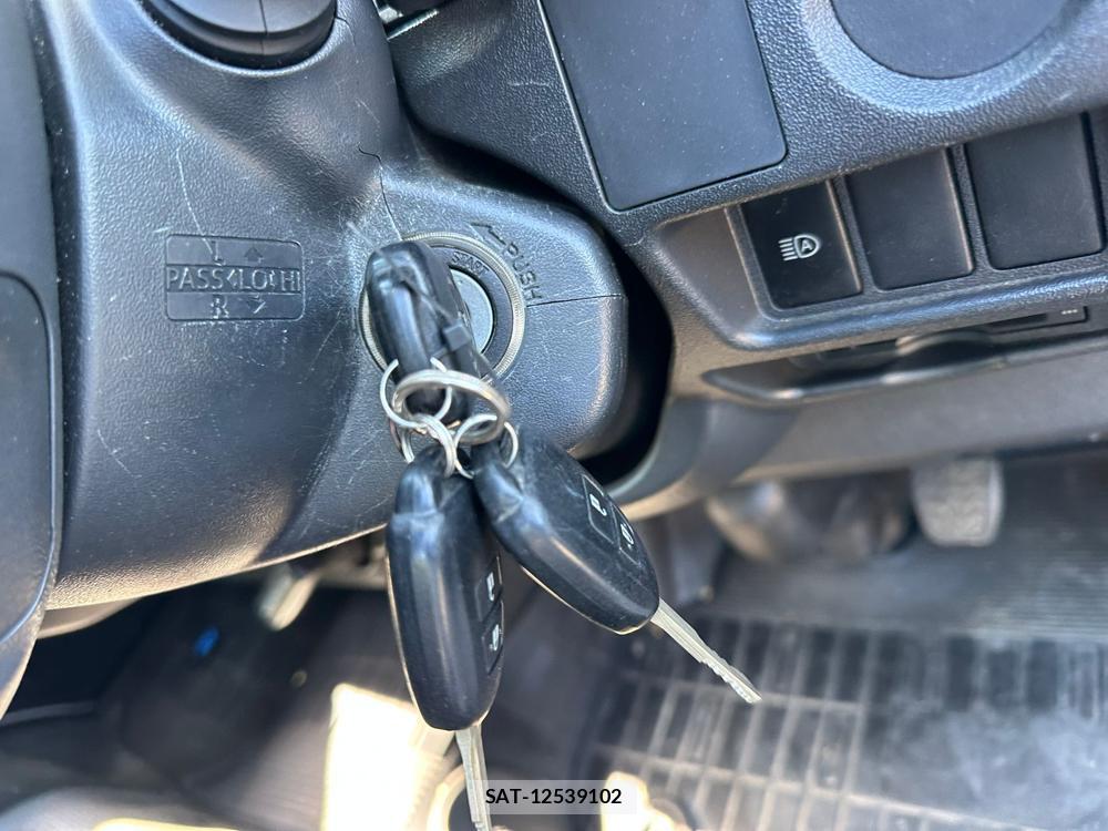 Toyota HIACE VAN 2020 7009994-16