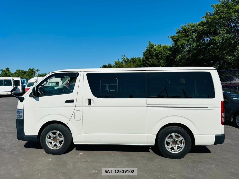 Toyota HIACE VAN 2020 7009994-1