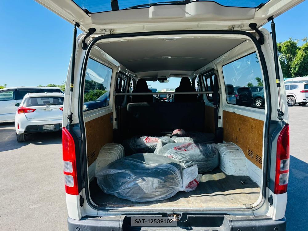 Toyota HIACE VAN 2020 7009994-25