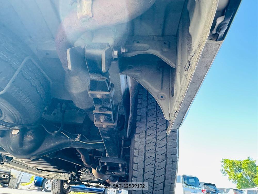 Toyota HIACE VAN 2020 7009994-36