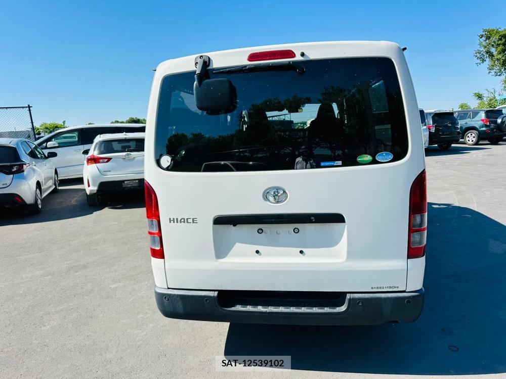 Toyota HIACE VAN 2020 7009994-3
