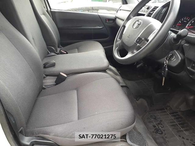 Toyota HIACE VAN 2020 7193938-7
