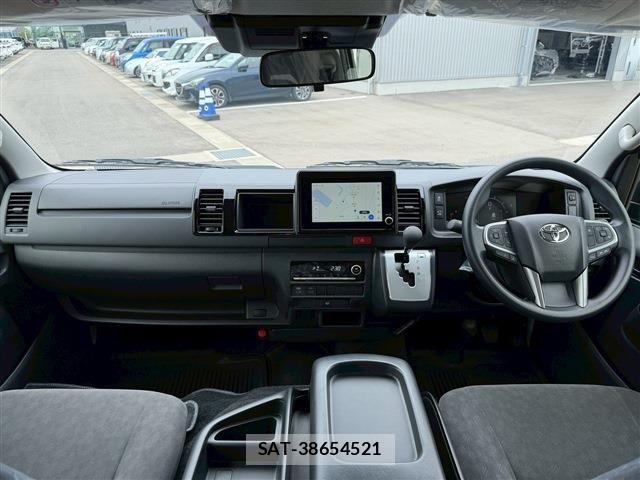 Toyota HIACE VAN 2026-04 7219340-13