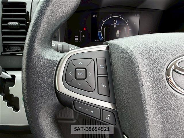 Toyota HIACE VAN 2026-04 7219340-22