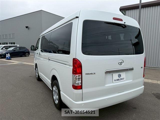 Toyota HIACE VAN 2026-04 7219340-7