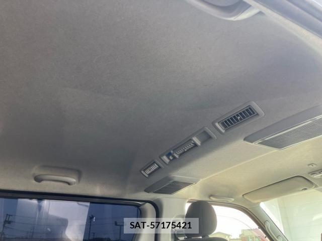 Toyota HIACE VAN 2012-03 7219330-14