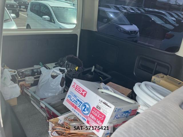 Toyota HIACE VAN 2012-03 7219330-15