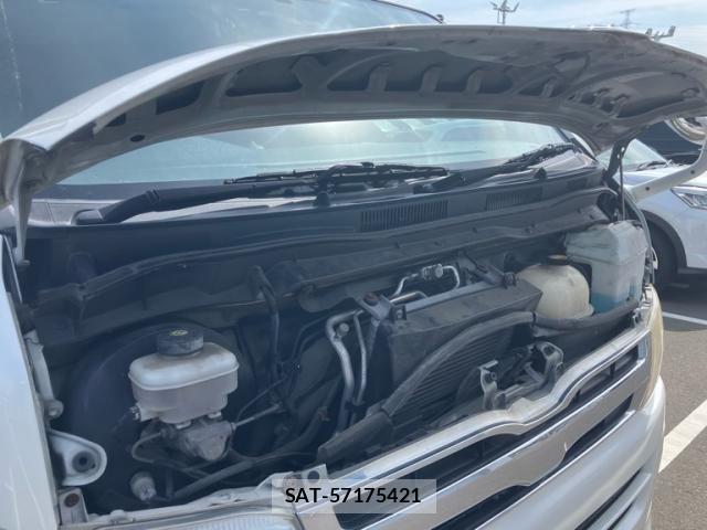 Toyota HIACE VAN 2012-03 7219330-7