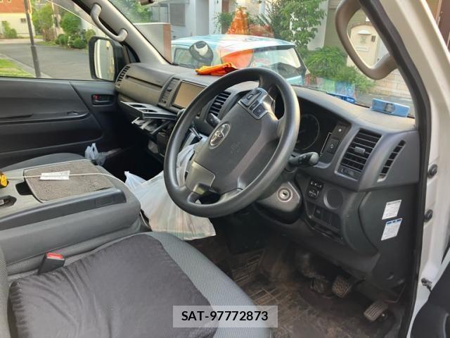 Toyota HIACE VAN 2022-06 7219339-9