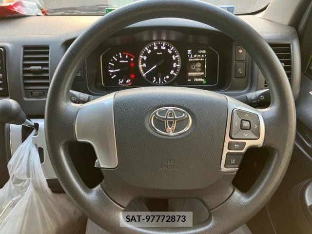 Toyota HIACE VAN 2022-06 7219339-15