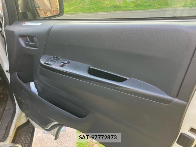 Toyota HIACE VAN 2022-06 7219339-8