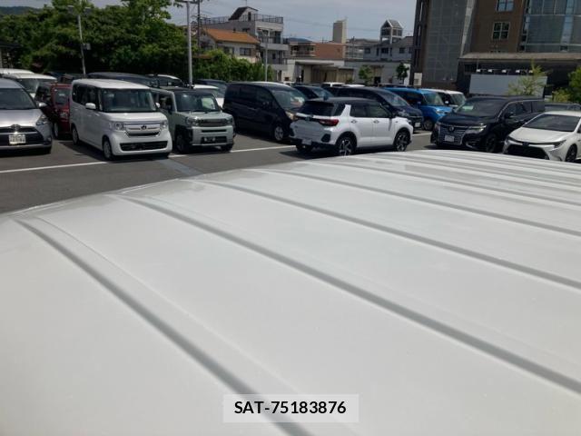 Toyota HIACE VAN 2020-06 7219333-9