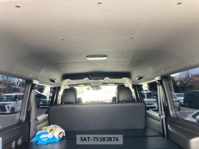 Toyota HIACE VAN 2020-06 7219333-11