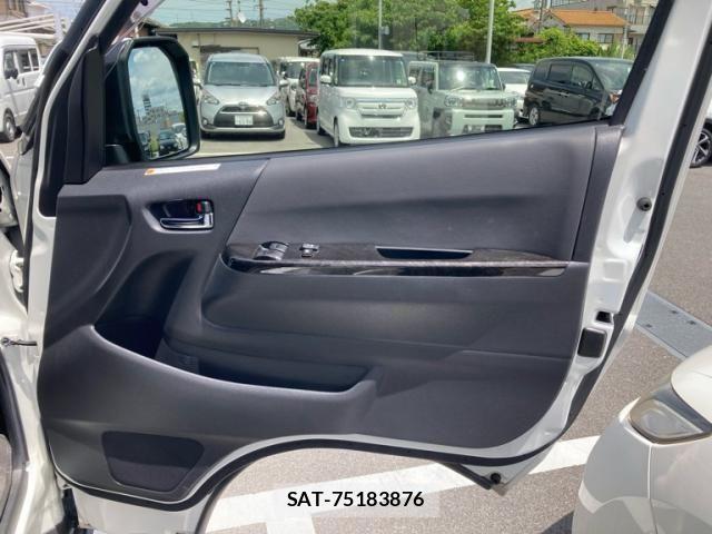 Toyota HIACE VAN 2020-06 7219333-15
