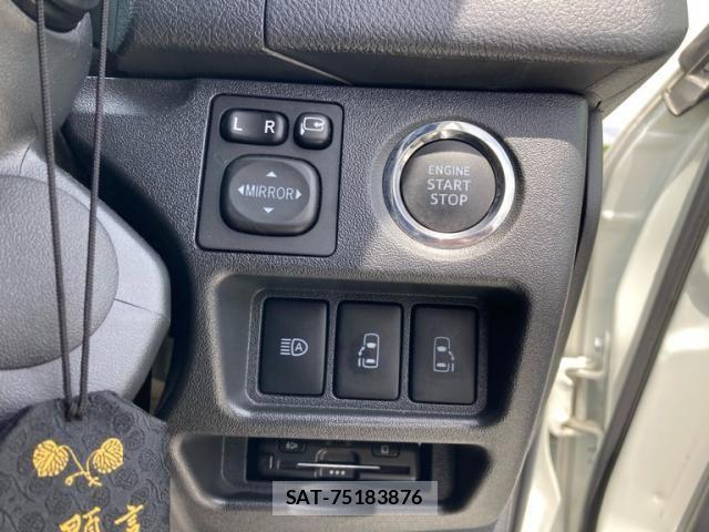 Toyota HIACE VAN 2020-06 7219333-18